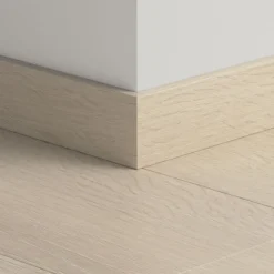 Jalkalista vinyylille Pergo Beige Valley Oak, 240cm
