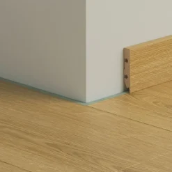 Jalkalista vinyylille Pergo Beige Valley Oak, 240cm
