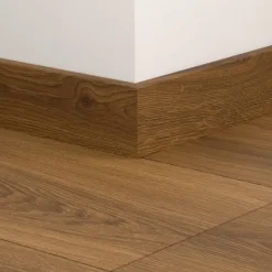 Jalkalista vinyylille Pergo Beige Valley Oak, 240cm