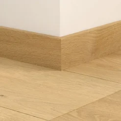 Jalkalista vinyylille Pergo Beige Valley Oak, 240cm
