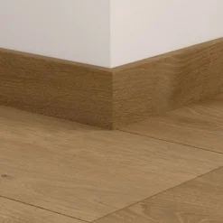 Jalkalista vinyylille Pergo Beige Valley Oak, 240cm