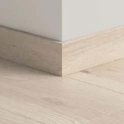Jalkalista vinyylille Pergo Beige Valley Oak, 240cm