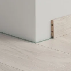 Jalkalista vinyylille Pergo Beige Valley Oak, 240cm