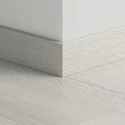 Jalkalista vinyylille Pergo Beige Valley Oak, 240cm