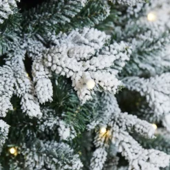 Joulukuusi Nordic Winter, kapea PE/PVC, lumella ja valoilla, luokka A, 180x86cm