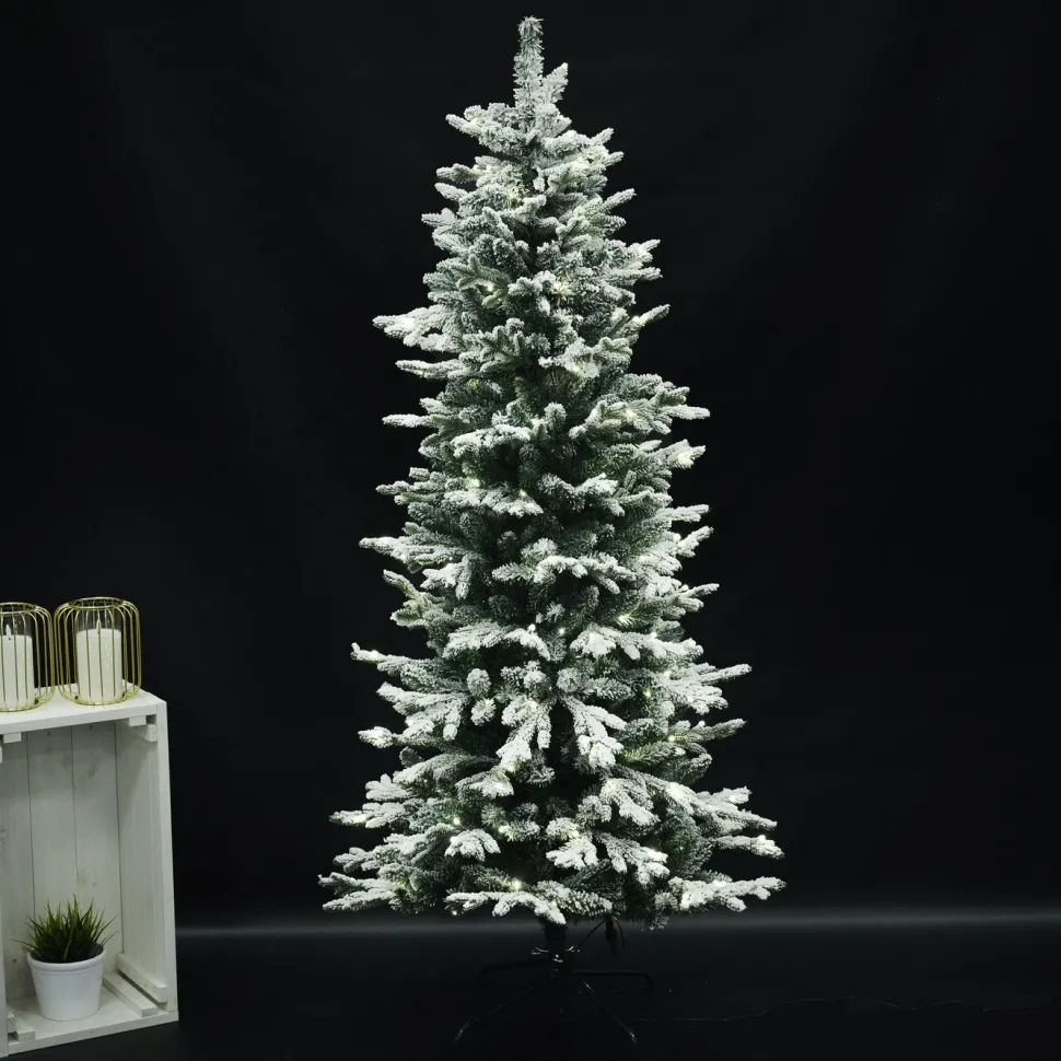 Joulukuusi Nordic Winter, kapea PE/PVC, lumella ja valoilla, luokka A, 180x86cm
