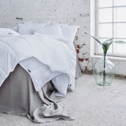 Kevytpeitto Finlayson Coronna Premium 150x200 cm valkoinen
