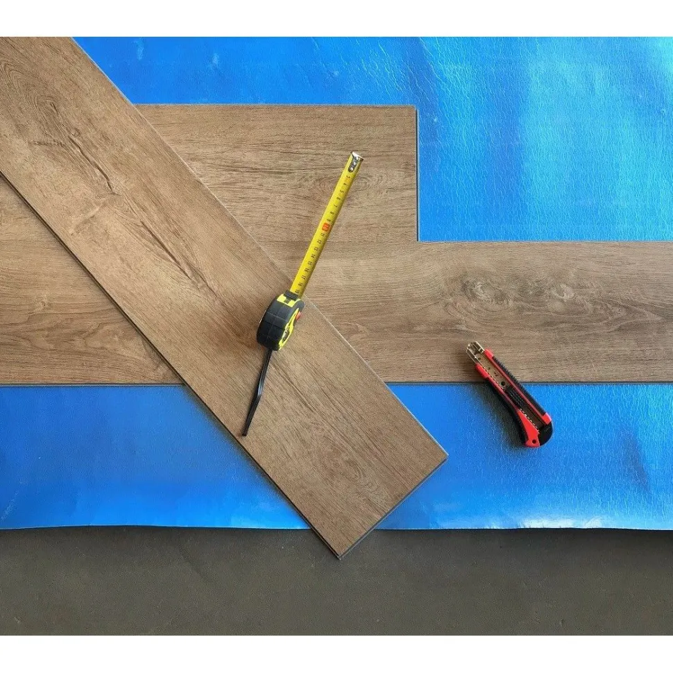 Kivikomposiitti vinyylilankku DomusFlooring Jatul hopeatammi, 4x180x1220mm