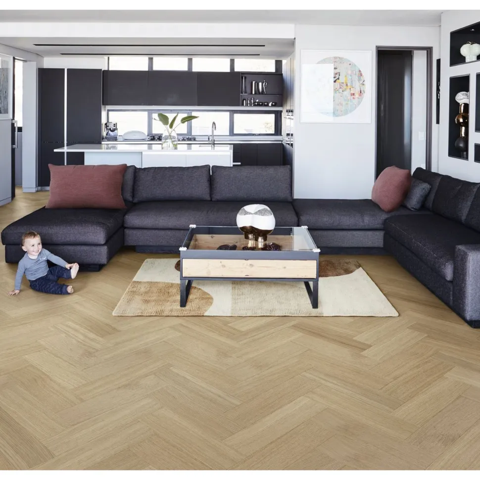 Kovapuulattia Kährs Life Authentic Chamomille Herringbone, ultramattalakattu, tammi, vasen