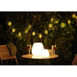Ladattava LED-lyhty House Nordic Derry, ulkokäyttöön, ø13cm, RGB, IP44, 3.7V, 1500mAh, valkoinen