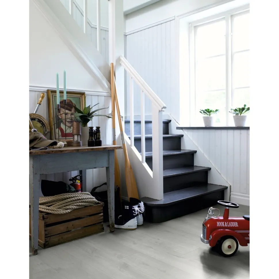 Laminaatti Pergo Visby Limed Grey Oak