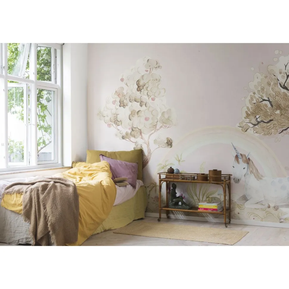 Lastenhuoneen tapetti Rebel Walls Unicorn Dream Bubblegum, mittatilaus