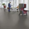 Linoleumilaatta Forbo Marmoleum Click Nebula 30x30 cm keskiruskean harmaa