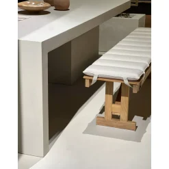 Mikrosementtipaketti Basebeton kuivatilaan betonilattian päälle, eri värejä