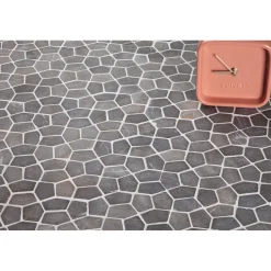 Mosaiikkilaatta Qualitystone Pentagon Mini Grey, 30x50mm