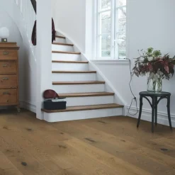 Parketti Pergo Falster Saddle Brown Oak, ekstramattalakattu
