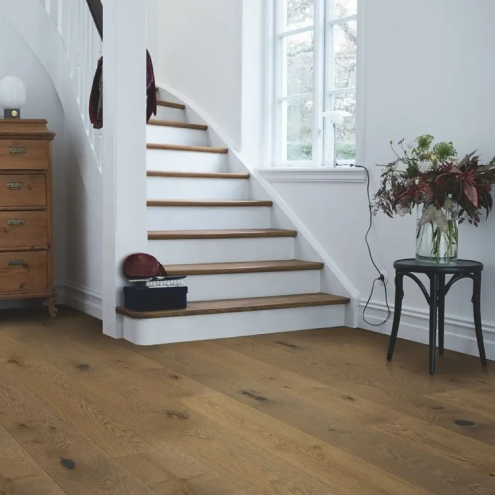 Parketti Pergo Falster Saddle Brown Oak, ekstramattalakattu
