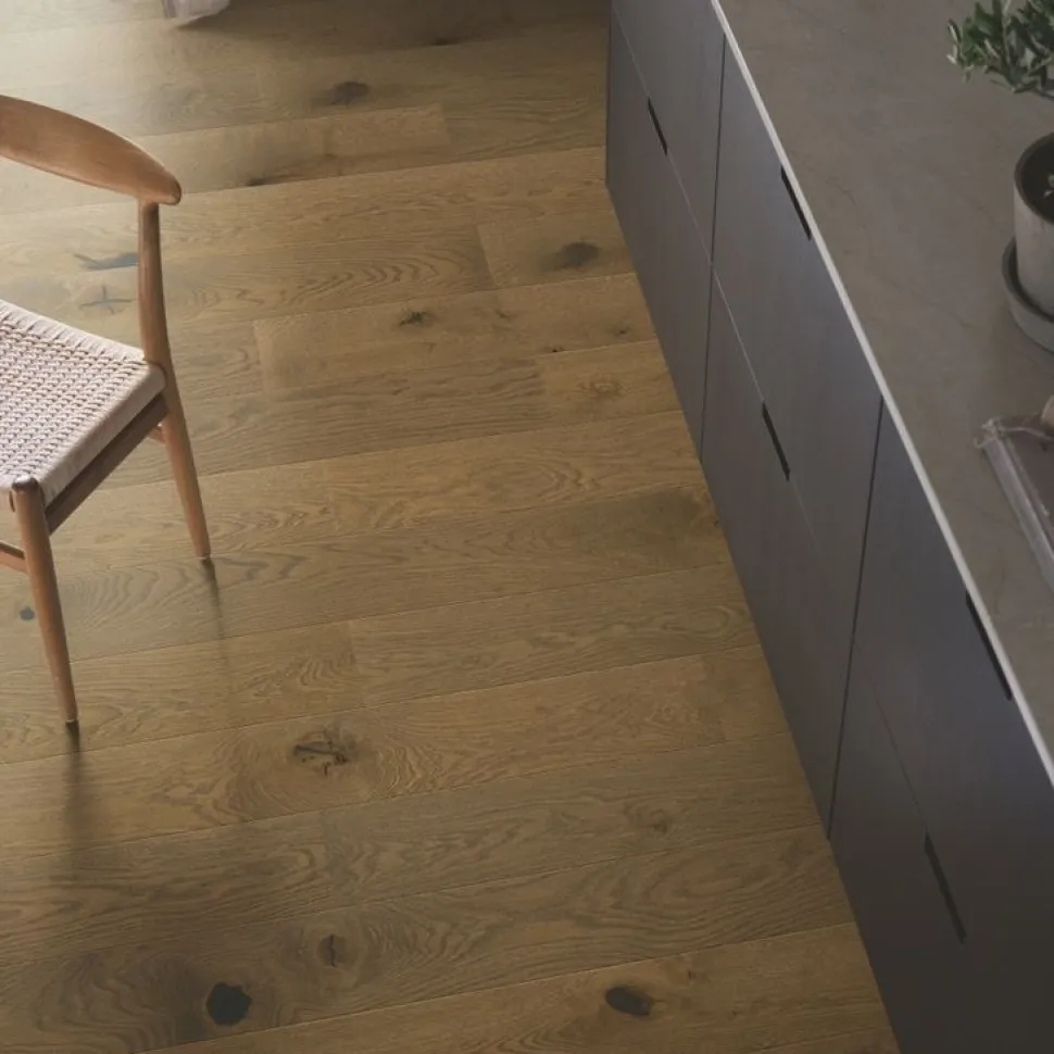 Parketti Pergo Falster Saddle Brown Oak, ekstramattalakattu