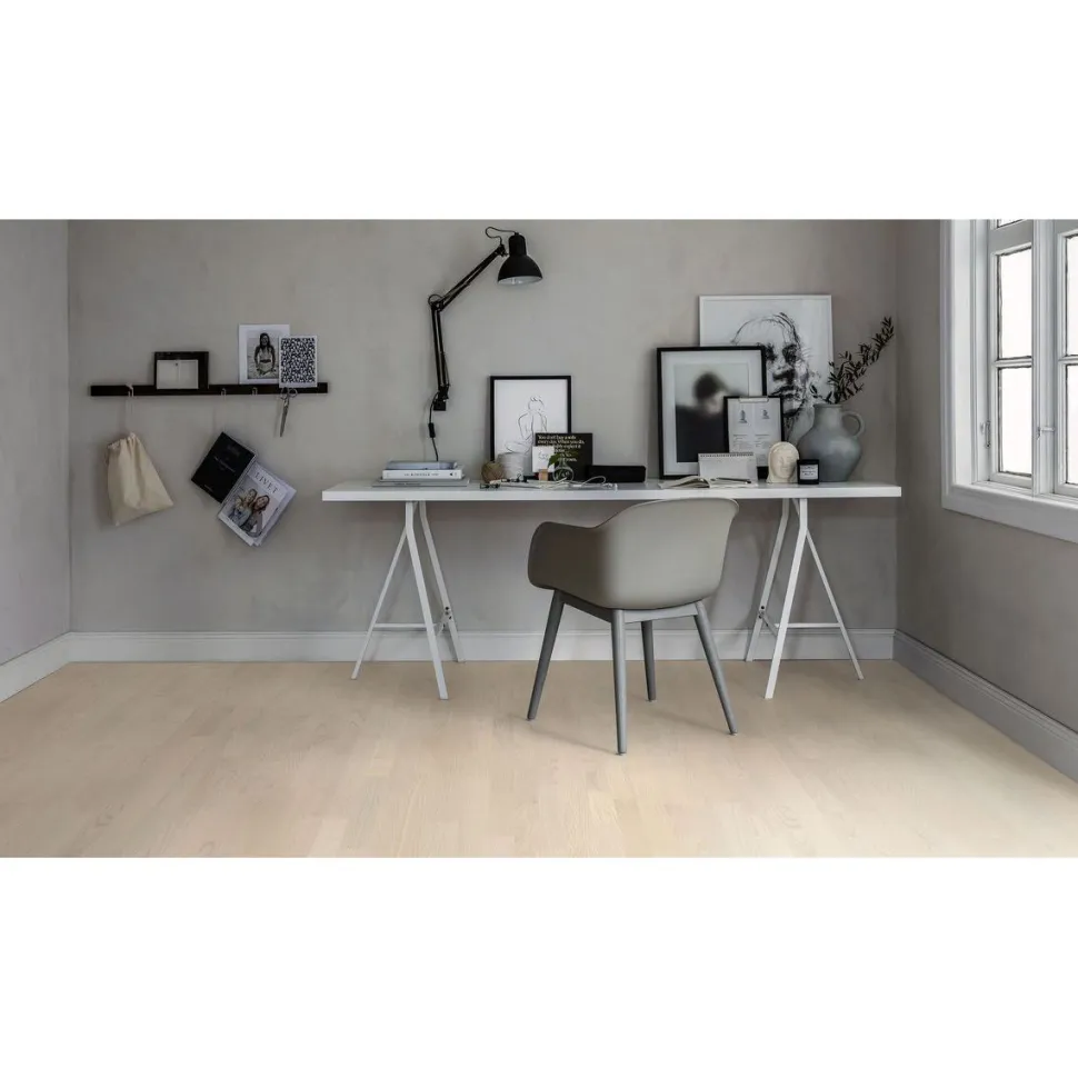 Parketti Tarkett Shade Tammi Northern White TreS valkoinen 3-sauva mattalakattu