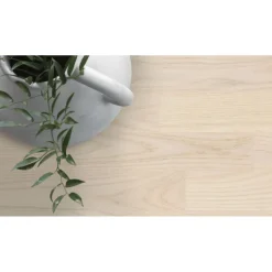 Parketti Tarkett Shade Tammi Northern White TreS valkoinen 3-sauva mattalakattu