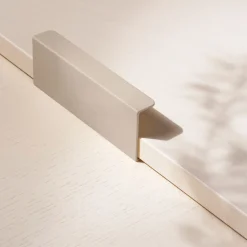 Profiilivedin Toniton x Beslag Design Hide 120 eri värejä