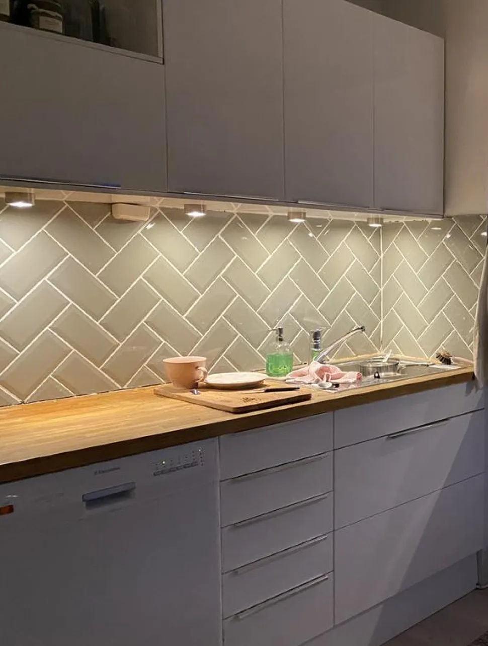 Seinälaatta GoldenTile Metrotiles 10x20 cm oliivi