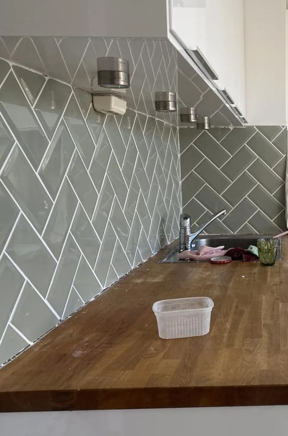 Seinälaatta GoldenTile Metrotiles 10x20 cm oliivi