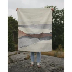 Seinävaate Svanefors Dunes, 98x129cm, ruskea