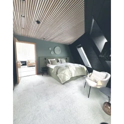 Sisustuspaneeli Siparila Aava 15x220x2050 mm mänty liimapuu lakattu kuultava musta Kaamos
