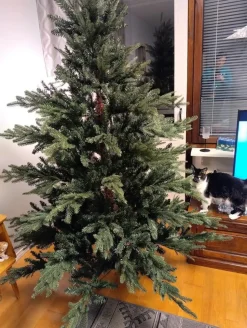 Tekojoulukuusi Winteria Elite, 215cm