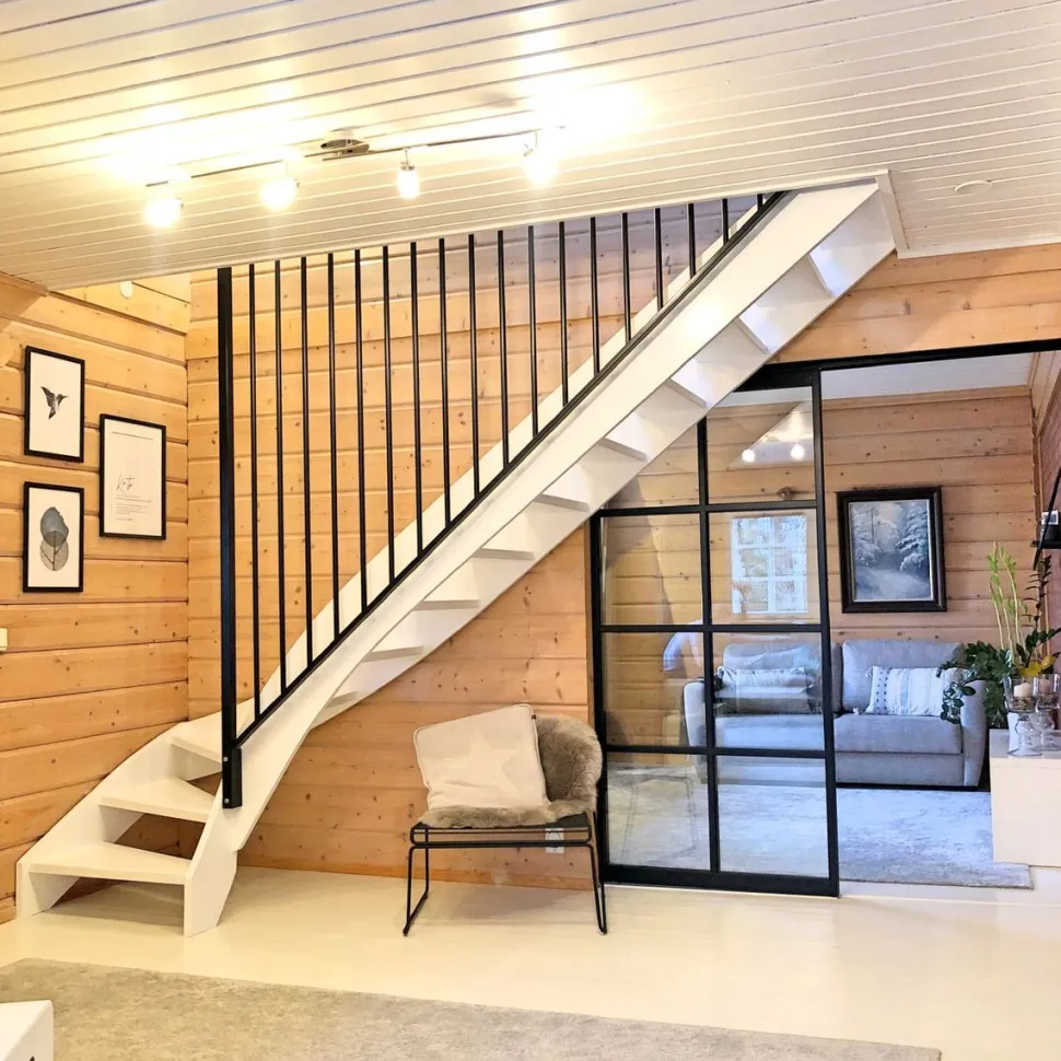 Tilanjakaja/liukuovi Mirror Line Ruudukko valkoinen kahdella ovella korkea malli mittatilaus